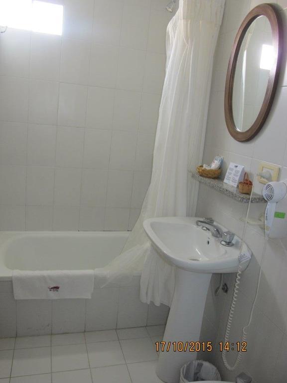 Las Bardas Hotel Puerto Madryn Habitación foto