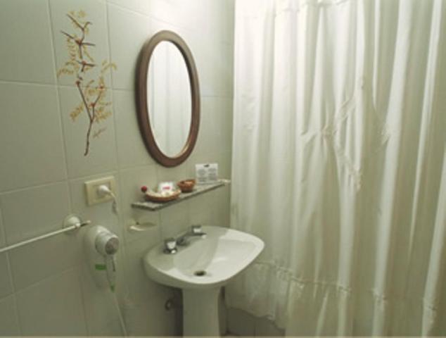 Las Bardas Hotel Puerto Madryn Habitación foto